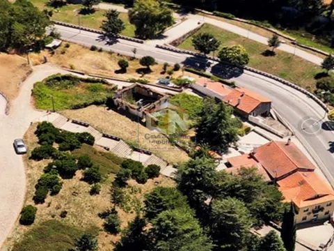 Moradia para Restaurar T4 na Zona História do Sabugal 