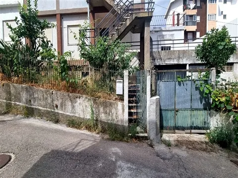 Moradia >=T10 - Fonte da Talha - Coimbra/Venda