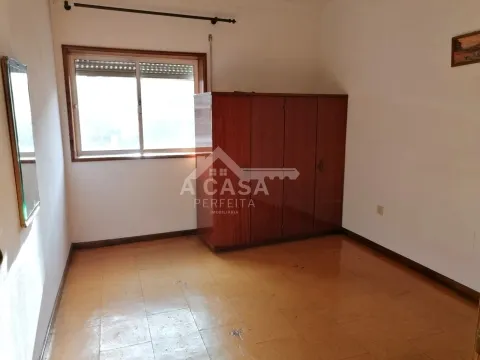 Apartamento T2 em Santa Maria Maior