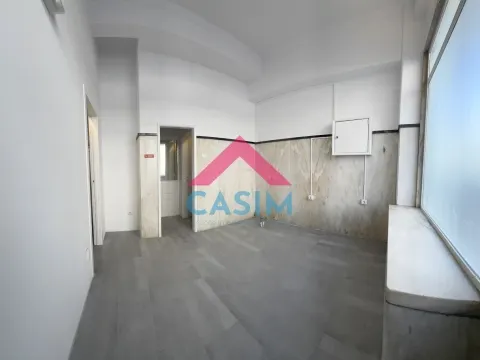 ARRENDA Loja – Olaias &#124; Lisboa