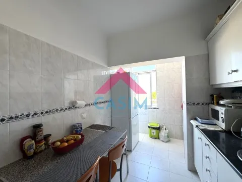 T2 Alto Seixalinho - Barreiro -  1º andar, Wc renovado, Marquise