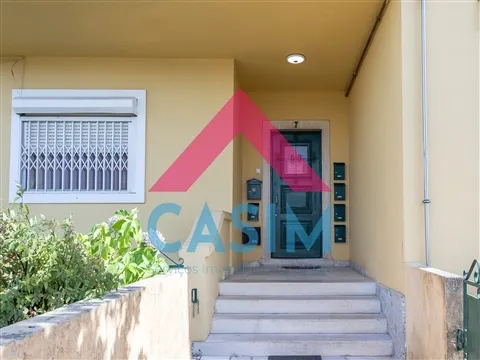 T3 Est. Militar | Damaia – Excelente Oportunidade de Investimento