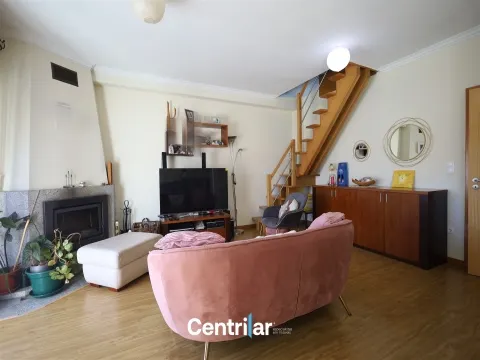 Apartamento Duplex T3+2,  de 193 m², no centro de Mangualde com vistas panorâmicas