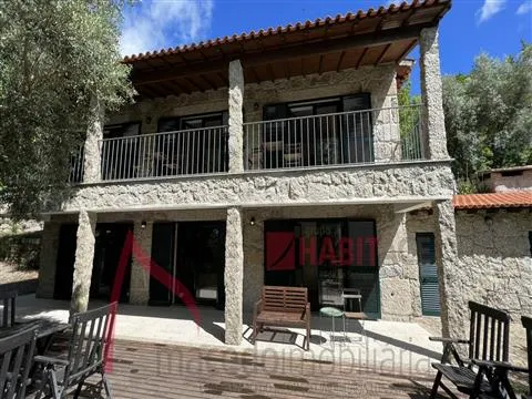 Exklusiver Bauernhof in Santa Marta de Bouro – Oase der Ruhe und des natürlichen Charmes