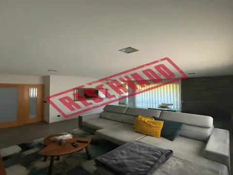 Apartamento T2 Duplex com Terraço e Garagem para venda em Barbudo, Vila Verde, Braga