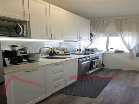 Apartamento T3 Remodelado