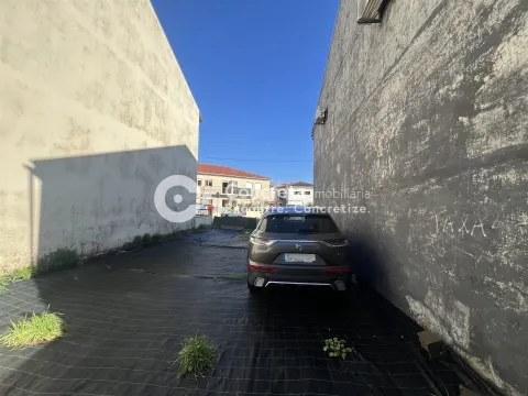 Terrain constructible à Arcozelo, Barcelos