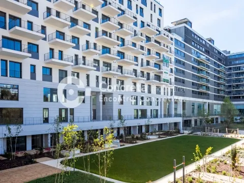 Apartamento T1 no empreendimento "Antas Green" com vista rio em Antas, Porto