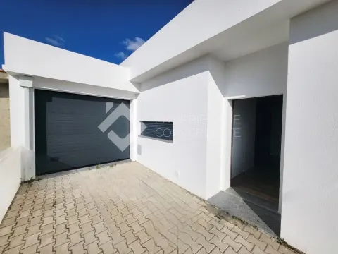 House T3 - Pinhal do General, Fernão Ferro