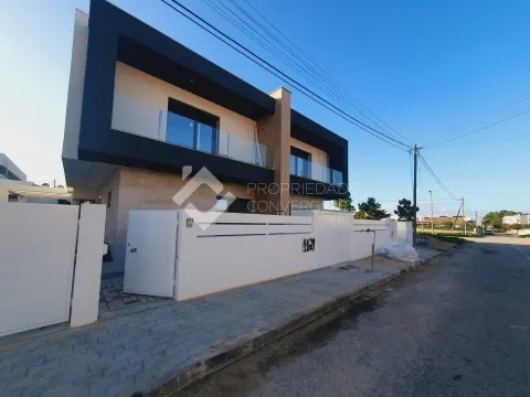 Moradia T3 - Fernão Ferro, Pinhal do General