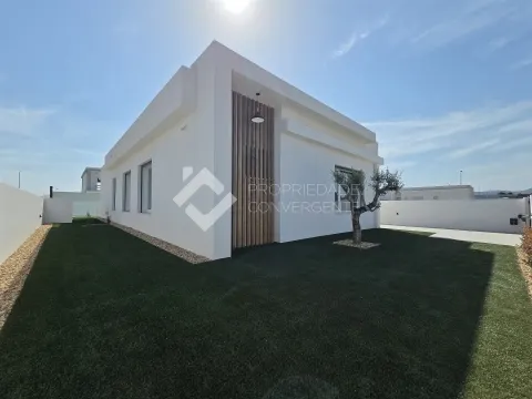 Villa de Luxe individuelle de 3 chambres - Azeitão