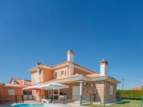 Moradia Isolada T5 com piscina - Azeitão