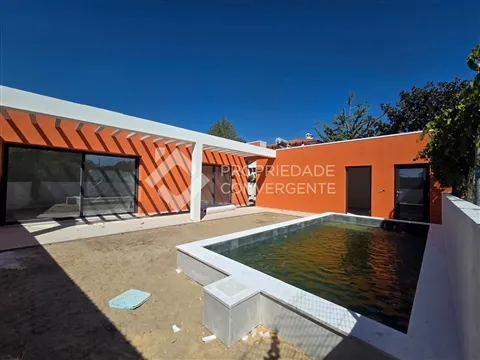 Moradia Isolada T3 com piscina - Azeitão