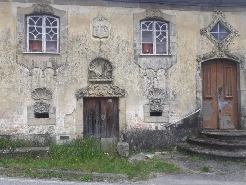 Casa da Ristrutturare 8 Vani