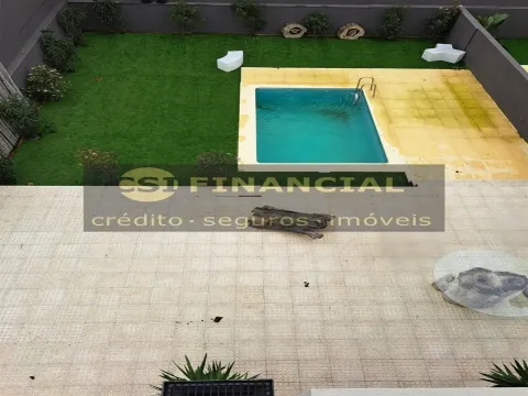 Semi-detached house T4