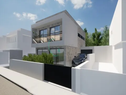 Moradia T4 Duplex - Esgueira - Nova Construção
