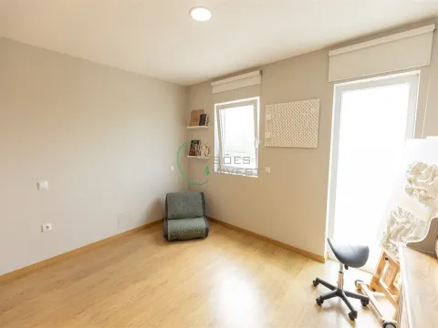 Moradia T4 duplex em São Salvador, Ílhavo 