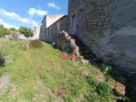 vivienda para Restaurar 8 habitaciones