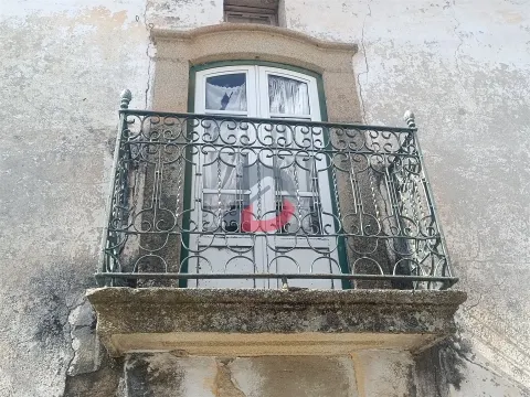 vivienda para Restaurar 8 habitaciones