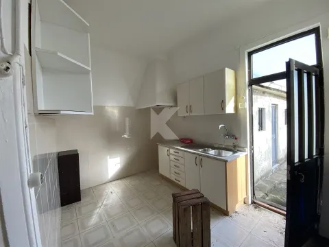 Vivienda T2 junto al mar para reformar