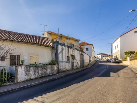 Moradia /  Cortes / Investimento / Remodelação