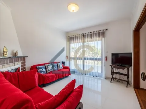 ANDAR MORADIA / T4 / PRAIA SÃO PEDRO DE MOEL