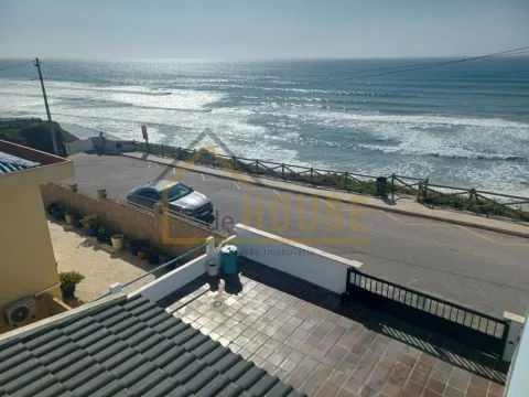 Andar de moradia, Praia da Areia Branca - Lourinhã