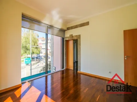 Apartamento T2 para venda no centro da Cidade de São Pedro do Sul