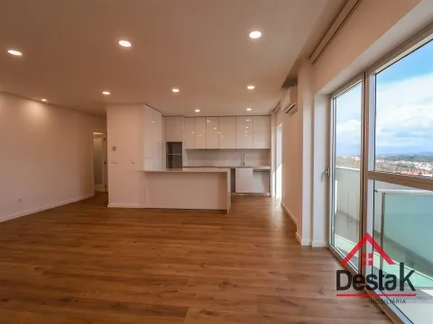 Apartamento T3 junto ao Palácio do Gelo, Viseu