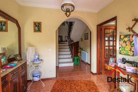 Moradia T4 para arrendamento em Sobral de Pinho, São Pedro do Sul