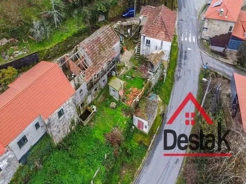 Detached house to restore T2