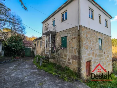 Landbesitz 6 Schlafzimmer