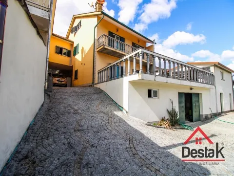 Moradia V3 para venda em, Rio De Mel, São Pedro Do Sul!