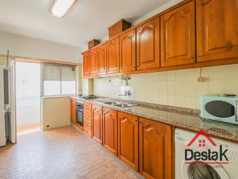 Apartamento T3, para venda no centro de São Pedro do Sul