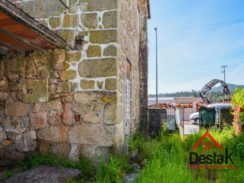 🏡 Moradia T3 para venda em São Pedro do Sul