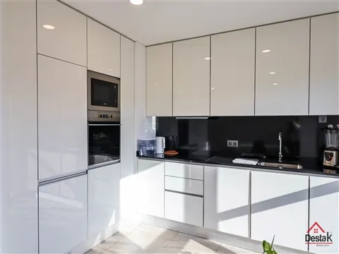 Apartamento T1+1 Duplex para arrendamento em Viseu junto ao Palácio do Gelo