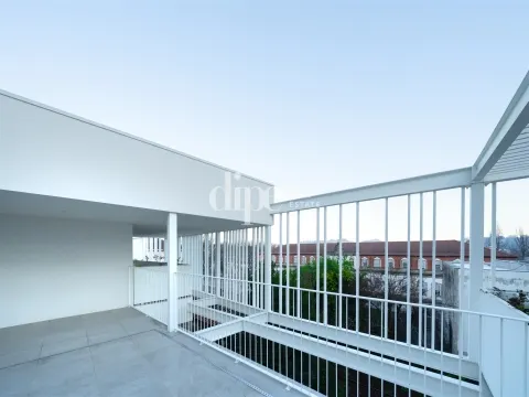 Apartamento T1 novo inserido no empreendimento Vila Flor Gallery