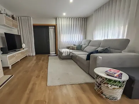 Moradia individual T2 - Lemenhe