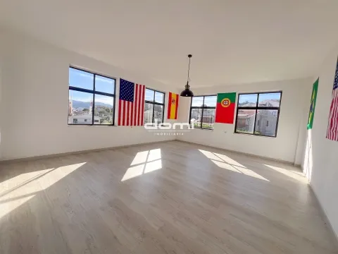 Loja no centro de São Pedro do Sul