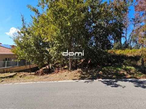 &#127807; Terreno Urbano – 550 m² Cotães, São Pedro do Sul