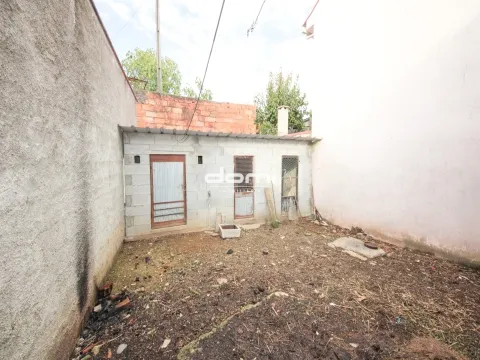 &#127969; Oportunidade Única em Oliveira de Sul!