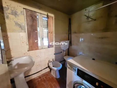 Moradia V4, localizada em Valadares a poucos minutos do centro da Vila de Oliveira de Frades