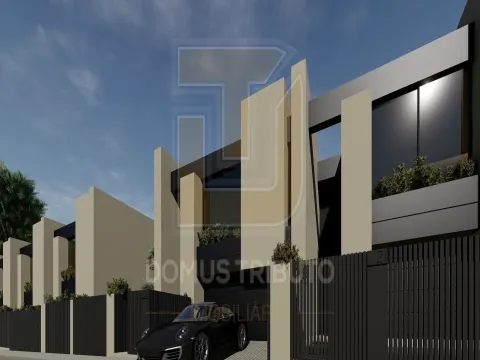 半独立式的房子 3个房间