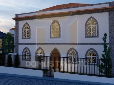 Moradia V3 Nova em Condomínio Fechado, Pronta a Escriturar, Perto da Praia em Leça da Palmeira