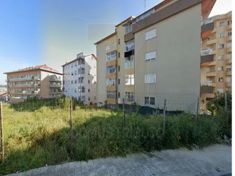 Terreno para Construção no Centro de Rio Tinto