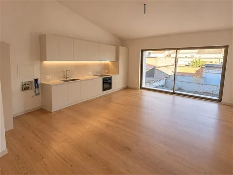 Apartamento T2 Duplex – Centro de Matosinhos