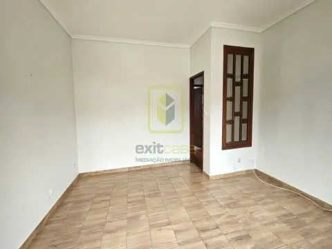 Apartamento T2 para Arrendamento