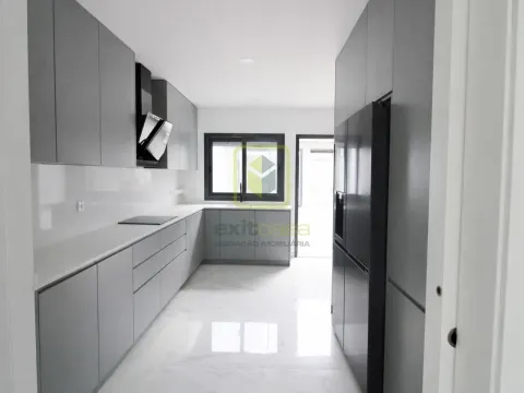 Moradia T3+1 em Ílhavo