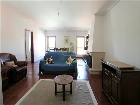 Apartamento T4 para Arrendamento em Aveiro