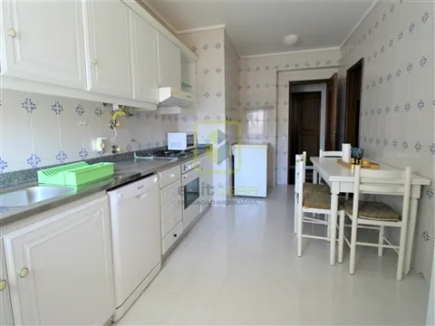 Apartamento T4 para Arrendamento em Aveiro